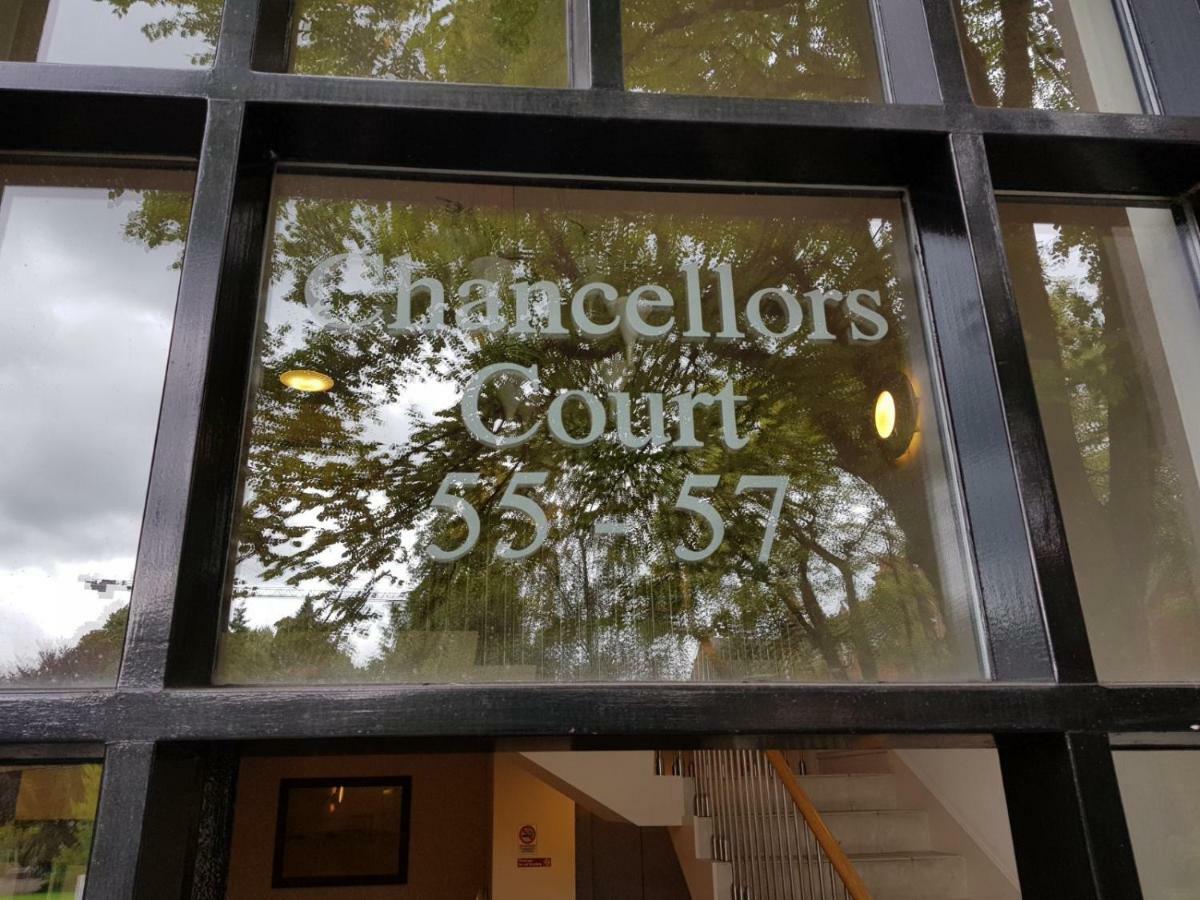 Chancellors Court Белфаст Экстерьер фото